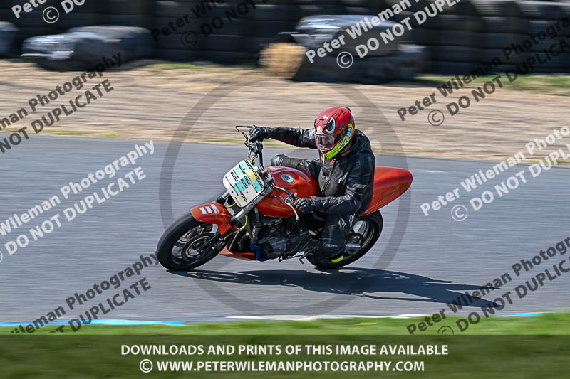 enduro digital images;event digital images;eventdigitalimages;lydden hill;lydden no limits trackday;lydden photographs;lydden trackday photographs;no limits trackdays;peter wileman photography;racing digital images;trackday digital images;trackday photos
